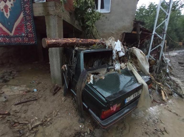 Kütahyada sağanak nedeniyle 2 köyde sel