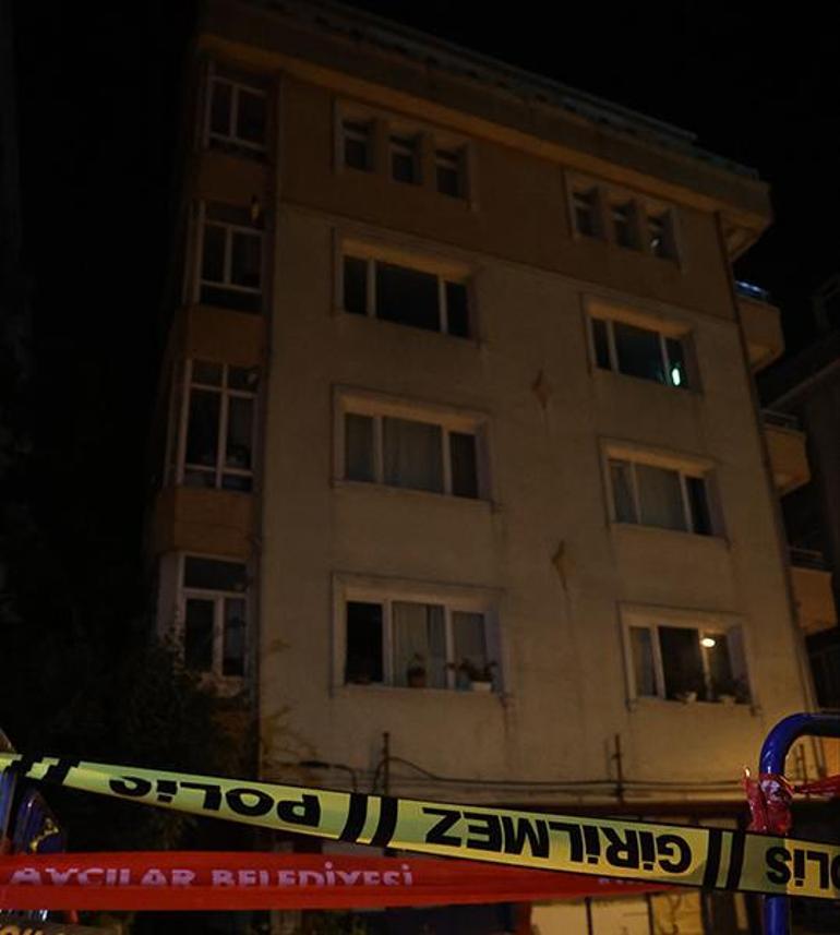 İstanbulda korku dolu gece Kolonlar çatladı, tahliye edildi