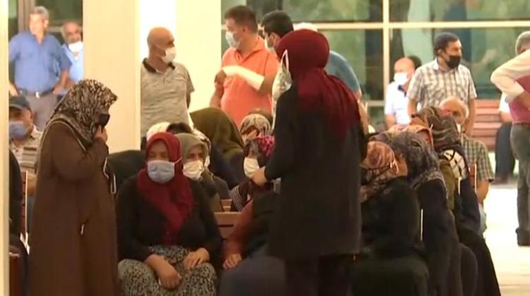 Annesi tarafından öldürülen kadın ve çocukları toprağa verildi