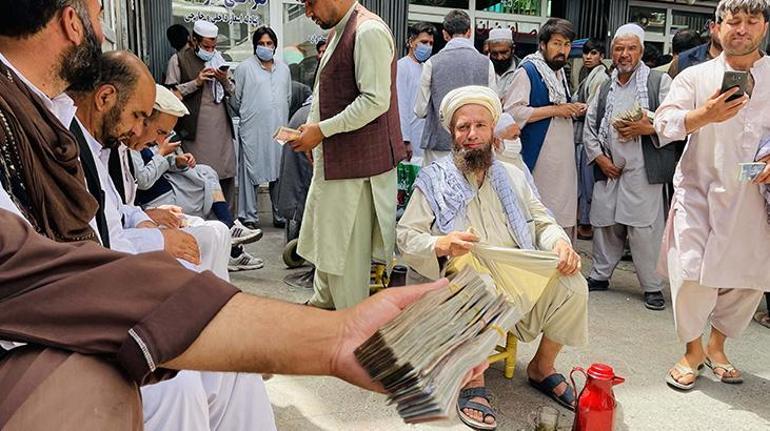 Afgan heyeti, Taliban ile müzakereleri başlatmak istiyor