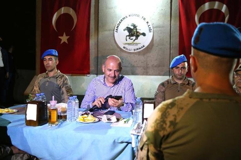 Son dakika: Cumhurbaşkanı Erdoğandan askerlere bayram telefonu