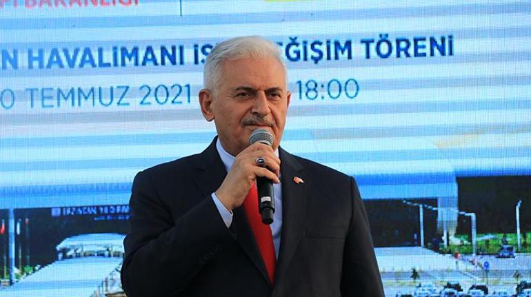 Eski Başbakan merhum Yıldırım Akbulutun ismi Erzincan Havalimanına verildi