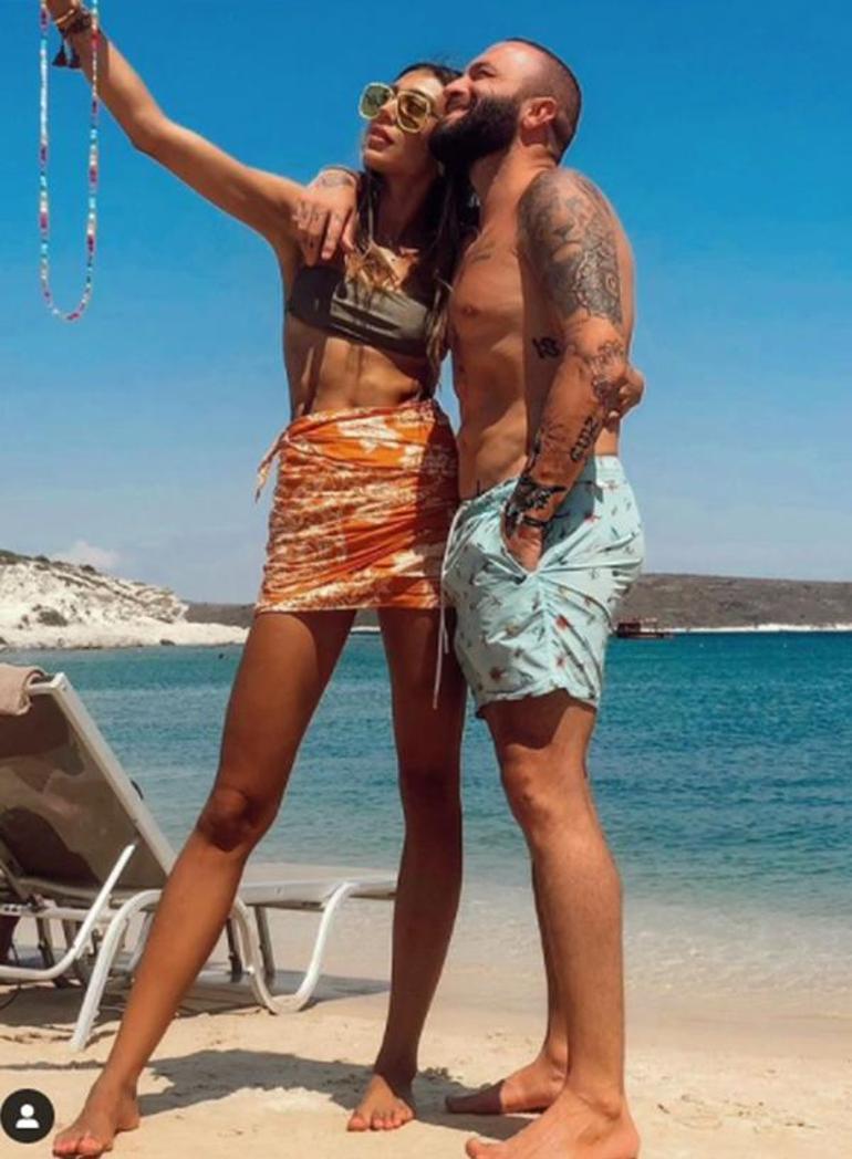 Özlem Ada Şahinden aşk pozu