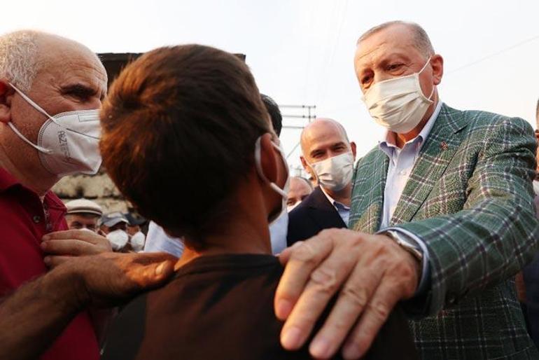 Cumhurbaşkanı Erdoğan, Manavgatta vatandaşlarla bir araya geldi