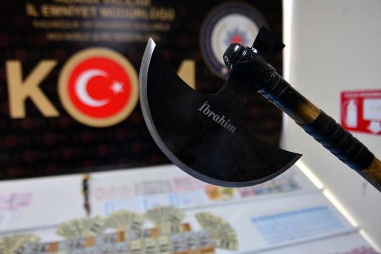 Deşifre oldular Baltanın sahibi korona tükürüğü mağduru