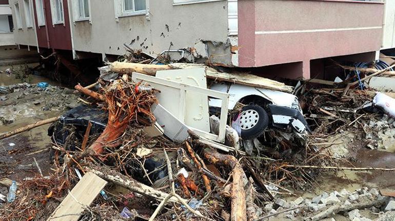 Son Dakika Haberleri: Sel bölgesi Bozkurtta sevindiren gelişme Enkazdan çıkarıldı