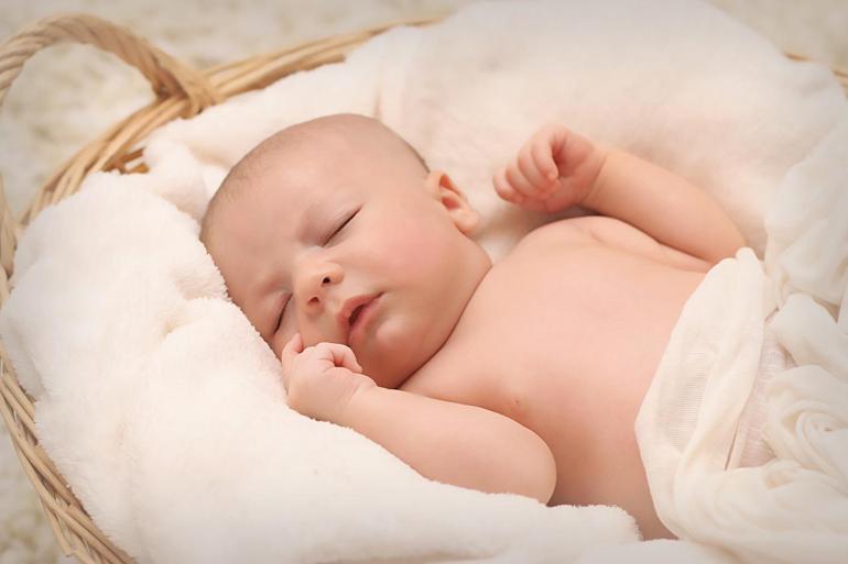 Bebek İsimleri 2024: Kız ve Erkek Bebeklere Verebileceğiniz Unisex Bebek İsim Önerileri