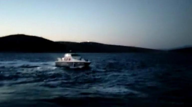 Didim iskelesinden balık tutmak için avlanmanın serbest olduğu uluslararası sulara açılan Türk balıkçılar Samos Adası'na 6, Eşek Adası'na 4 mil uzakta ağ attı.