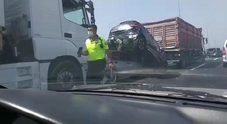 Son dakika... TEMde zincirleme kaza Trafik durma noktasına geldi