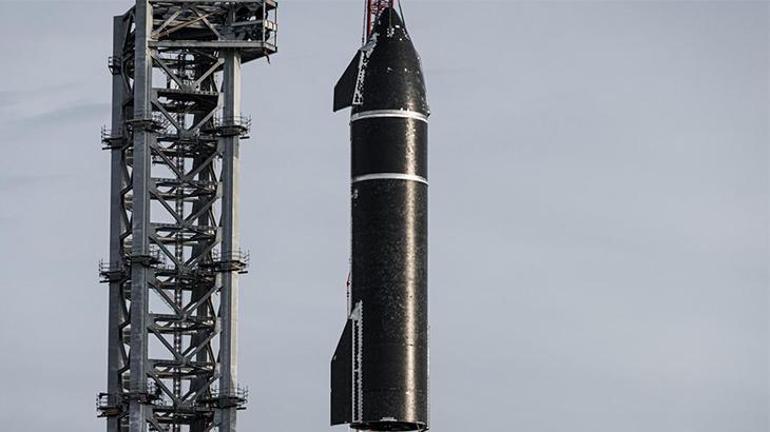 Elon Musk, dev Starship roketini yakalamak için robot yemek çubukları kullanacak