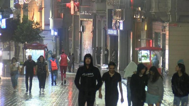 Meteoroloji uyarmıştı İstanbulda yağmur etkisini gösterdi