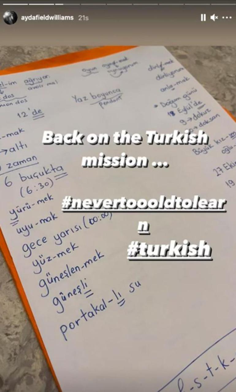 Ayda Field, Türkçe derslerine devam ediyor