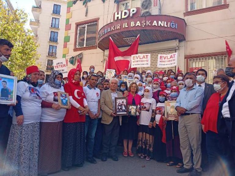 Evlat nöbeti 3üncü yılında Yürüyüşe Bakan Yanık da katıldı