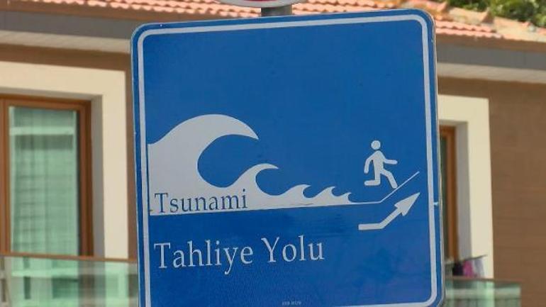 İstanbulda tsunamiden kaçış tabelaları