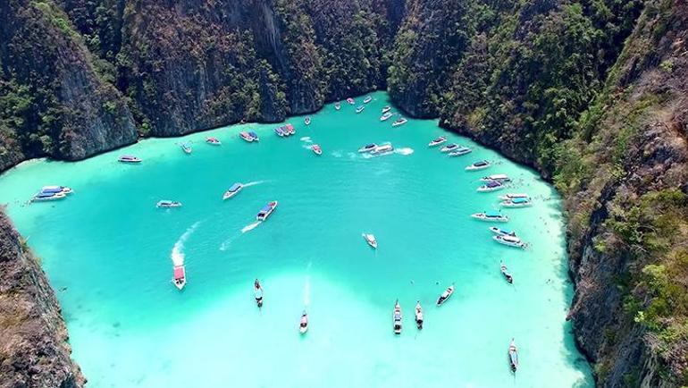 Phuket ziyaretçilerine uygulanan karantina rakiplerini olumsuz etkiledi