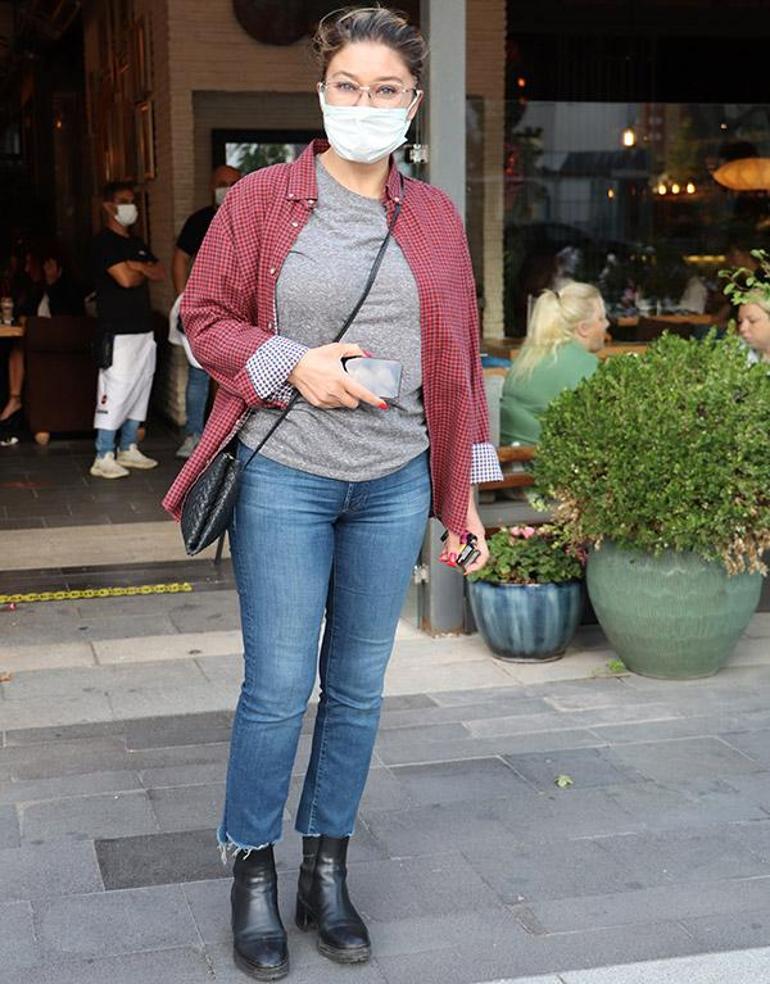 Makyajsız güzel Nurgül Yeşilçay