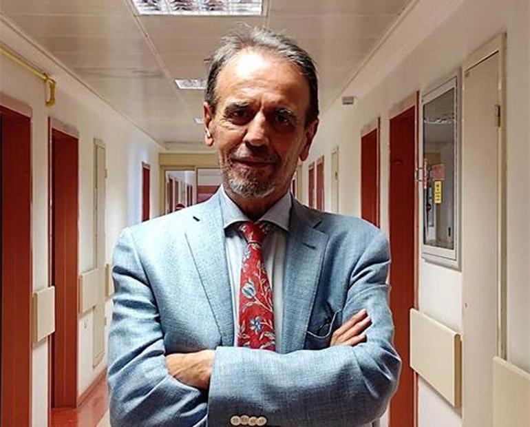 Mehmet Ceyhandan kritik uyarı: İki virüs aynı anda vücutta bulunabilir