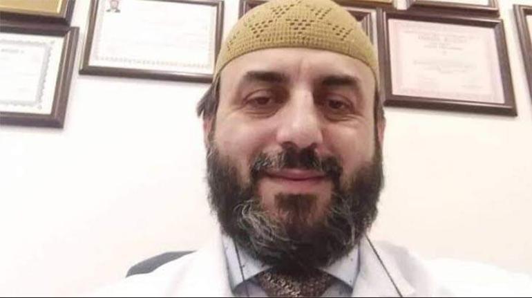 Aşı olmayan doktor, koronavirüse yenildi