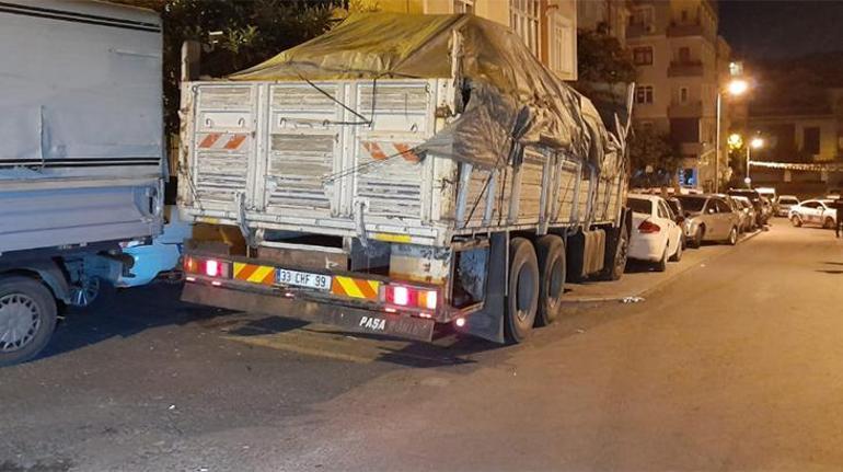 Freni boşalan kamyon 8 araca çarptı
