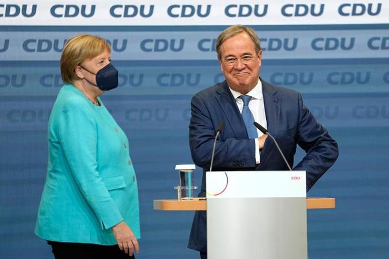 Son dakika... Almanyada tarihi sonuçlar Merkel sonrası hezimet