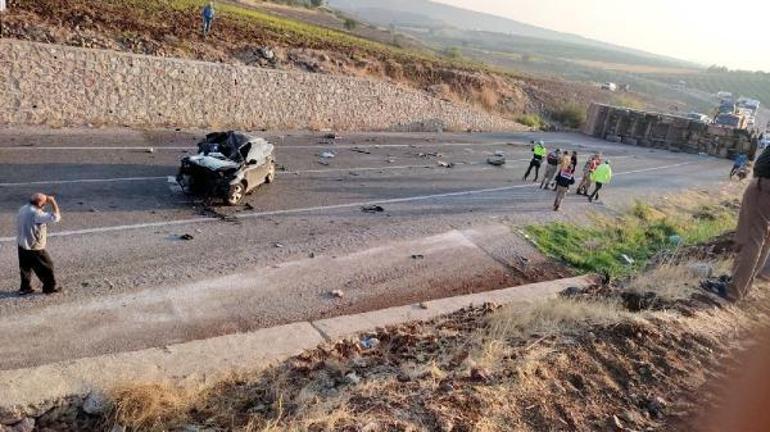 Son dakika... Kiliste, otomobil ile TIR çarpıştı: 4 ölü, 2 yaralı