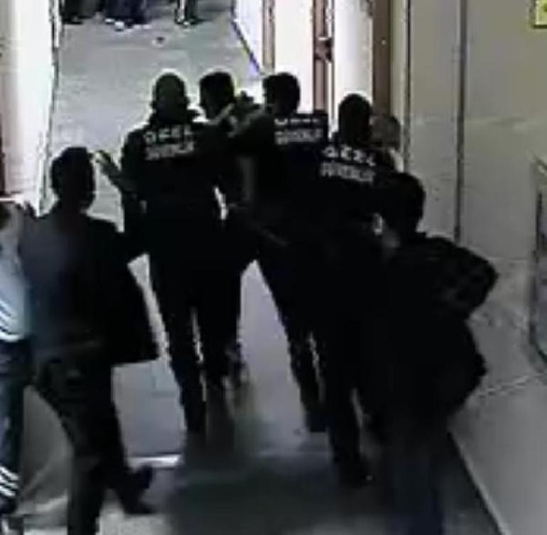 Ambulansla getirildiği hastanede 3 hemşireyi rehin aldı