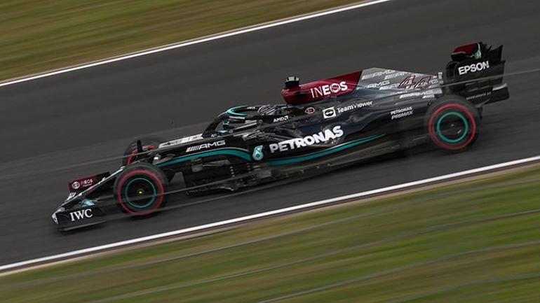 Son dakika haberi: Formula 1de İstanbul yarışı öncesi Lewis Hamiltona ceza İlk 15 dakikada rekor kırdı