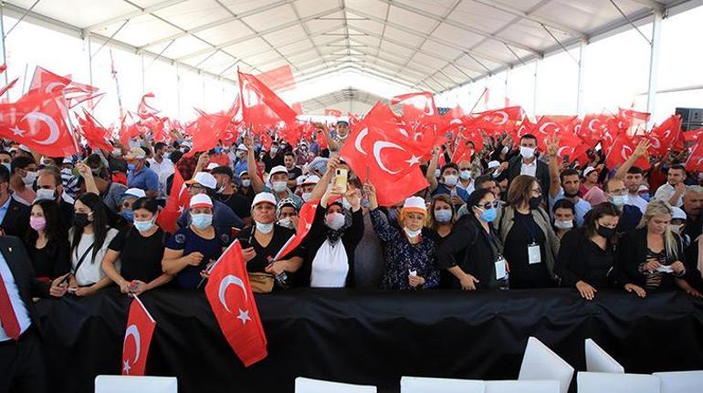 Son dakika... Cumhurbaşkanı Erdoğandan yatırımcılara çağrı: Türkiyeye yatırım yapan pişman olmaz