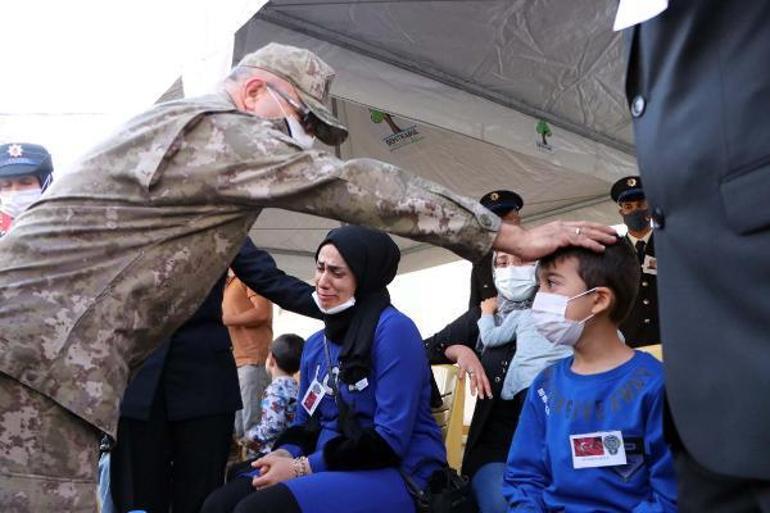 Şehit özel harekat polislerinin cenazeleri, memleketlerine uğurlandı