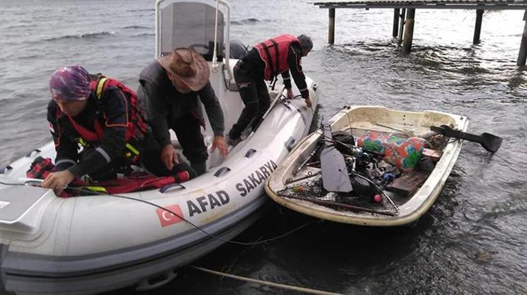 Sapanca Gölü’nde mahsur kalan balıkçıyı AFAD kurtardı