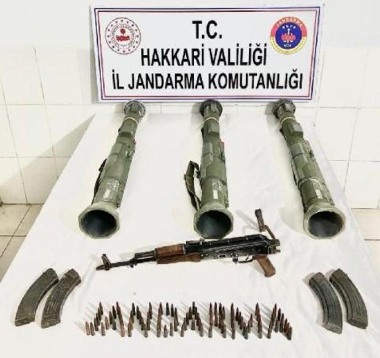 PYD/YPGye verilen TIR dolusu silahların bazıları Hakkari kırsalında ele geçirildi