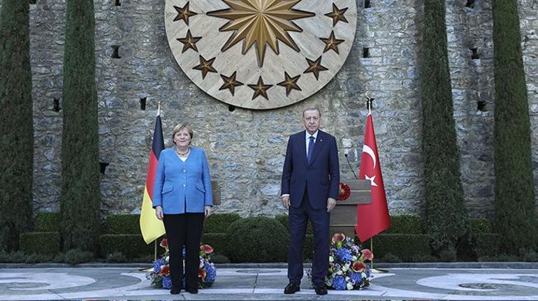 Son dakika... Merkelden Cumhurbaşkanı Erdoğana veda ziyareti İki liderden açıklama