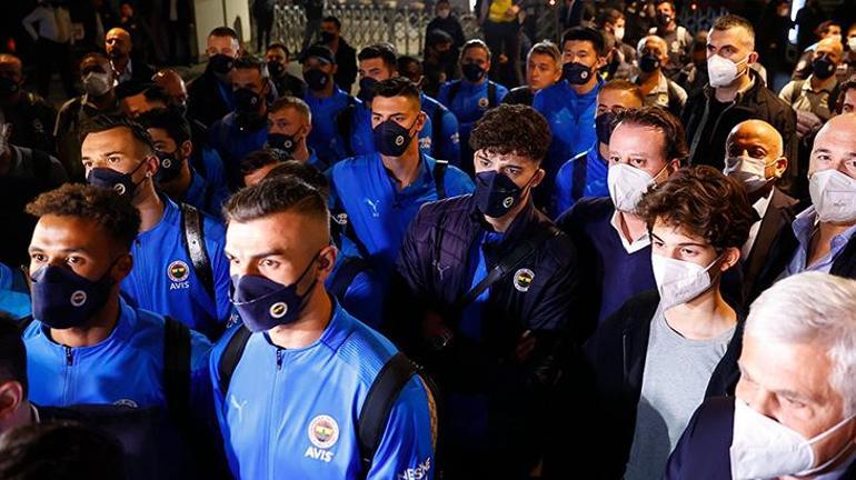 Son dakika haberleri: Fenerbahçe Başkanı Ali Koç havalimanında taraftara seslendi Hakkımızı korumak için iş başa düştü
