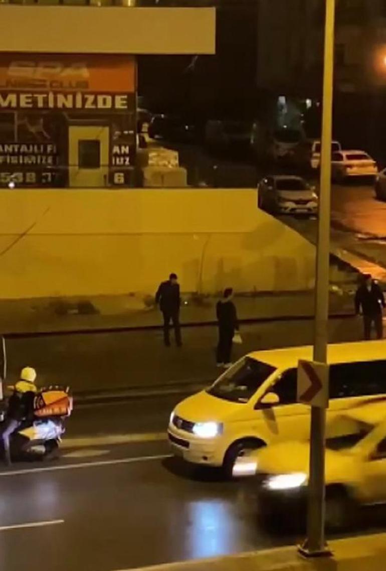 Avcılarda yolunu kestiği araçtakilerden dayak yedi