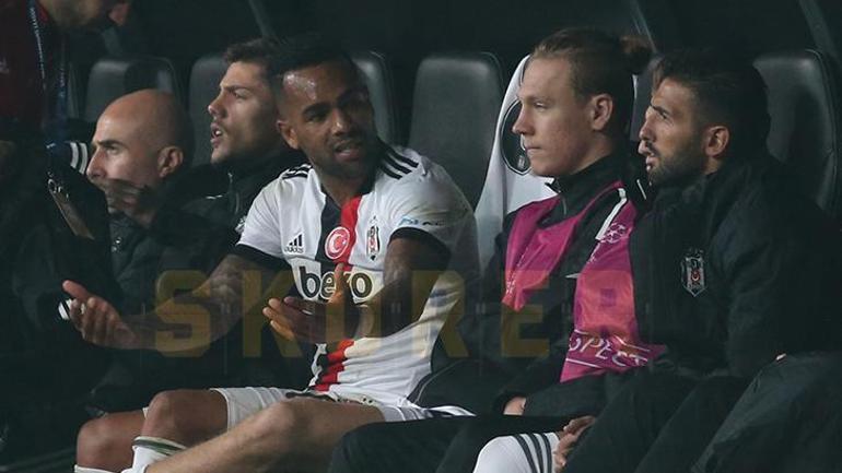 Beşiktaşta Alex Teixeira kulübede sinirlerine hakim olamadı