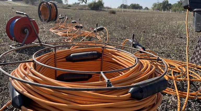 Geliştirdiği su kaynağı arama cihazını farklı ülkelere ihraç ediyor