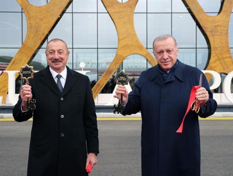 Cumhurbaşkanı Erdoğan, Fuzuli Havalimanına inen ilk lider oldu