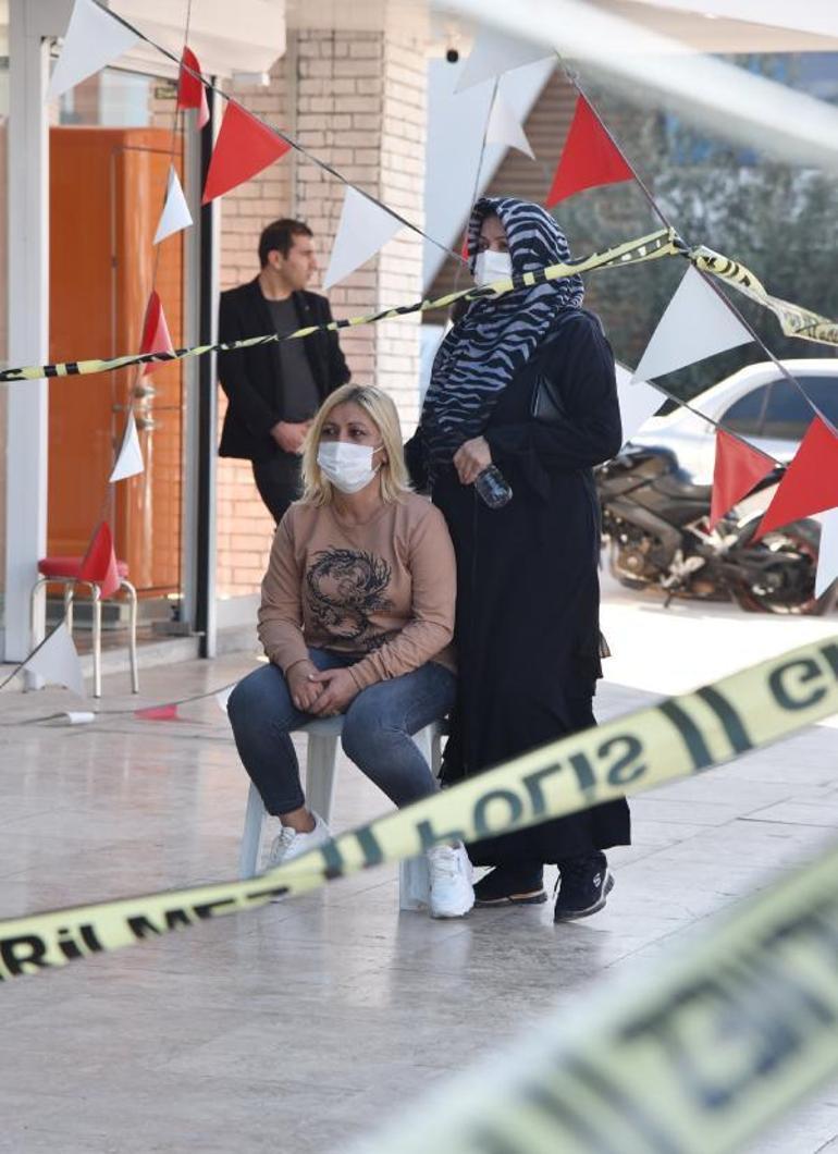 Antalyada soygun dehşeti Çalışanı öldürüp 2 kilo altını alarak kaçtı