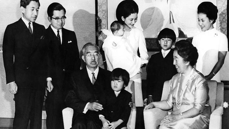 Dünya Japonya prensesini konuşuyor Aşkları için kraliyet unvanlarından vazgeçtiler