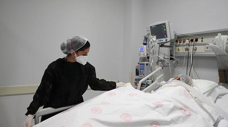 Kovid-19 hastalarının mecburi refakatçilerine özel hastanelere ücret ödemeyin uyarısı