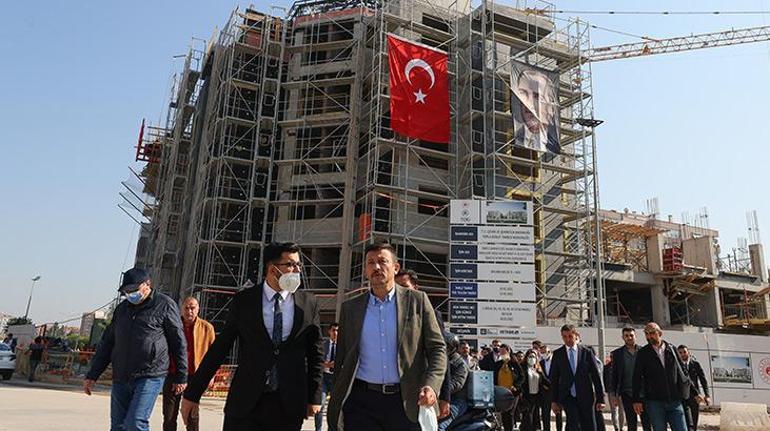 AK Partili Dağ, İzmirdeki depremin sembol ismi Aydayı ziyaret etti