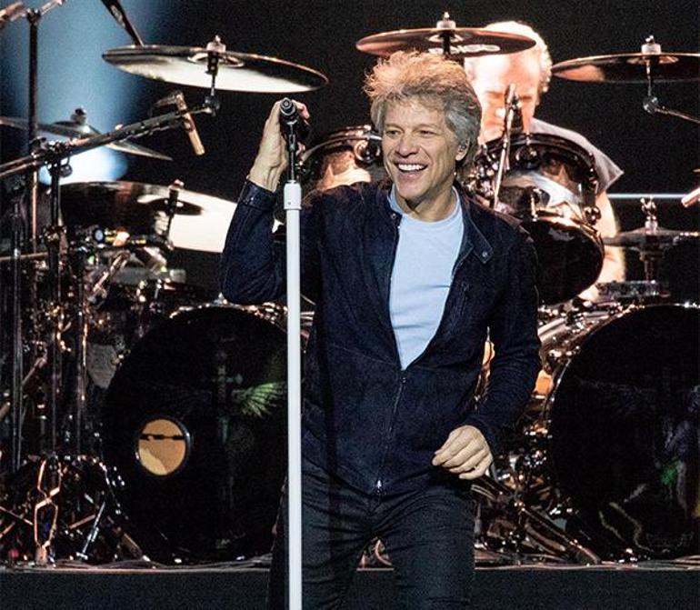 Jon Bon Jovi koronavirüse yakalandı