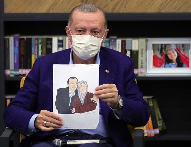 Batmanda gençlerle bir araya gelen Erdoğandan HDPye İstiklal Marşı tepkisi