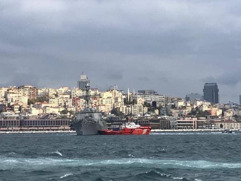 ABD savaş gemisi Sarayburnuna demirledi