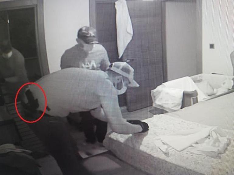 Eve giren hırsızlar bebek kamerasından belirlendi Şebeke çökertildi