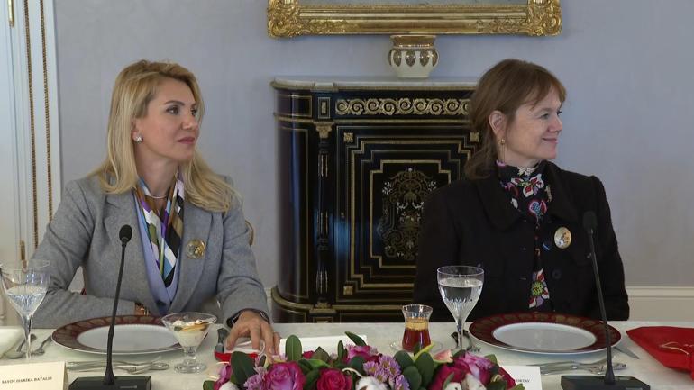 Emine Erdoğan, TOGEMDERin eski ve yeni yönetim kurulu üyeleriyle bir araya geldi