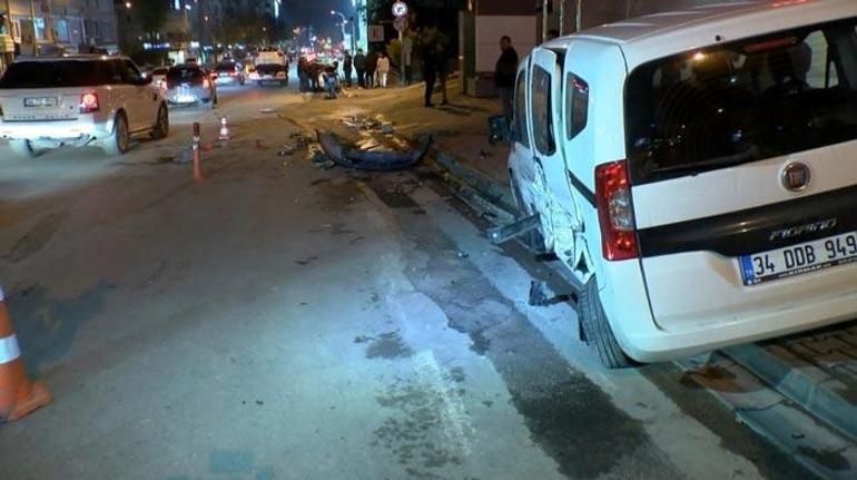 Park halindeki araçlara çarpan otomobil takla attı