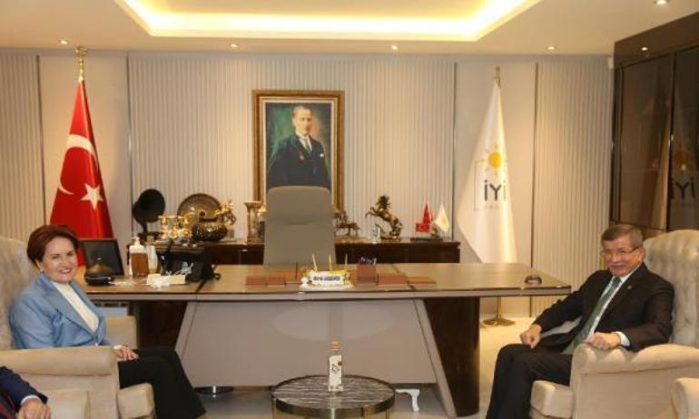 Davutoğlundan Akşenere ziyaret