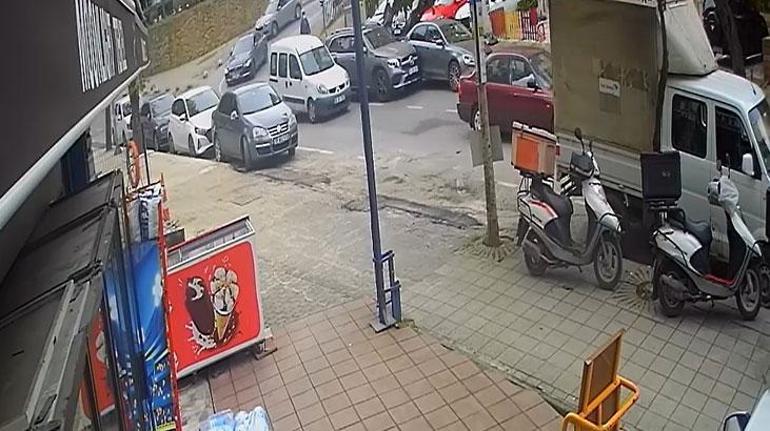 Kadın sürücü fren yerine gaza bastı, ortalık savaş alanına döndü