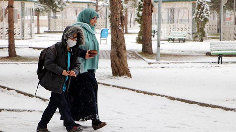 Yağışlar kara dönüyor, sıcaklık azalıyor